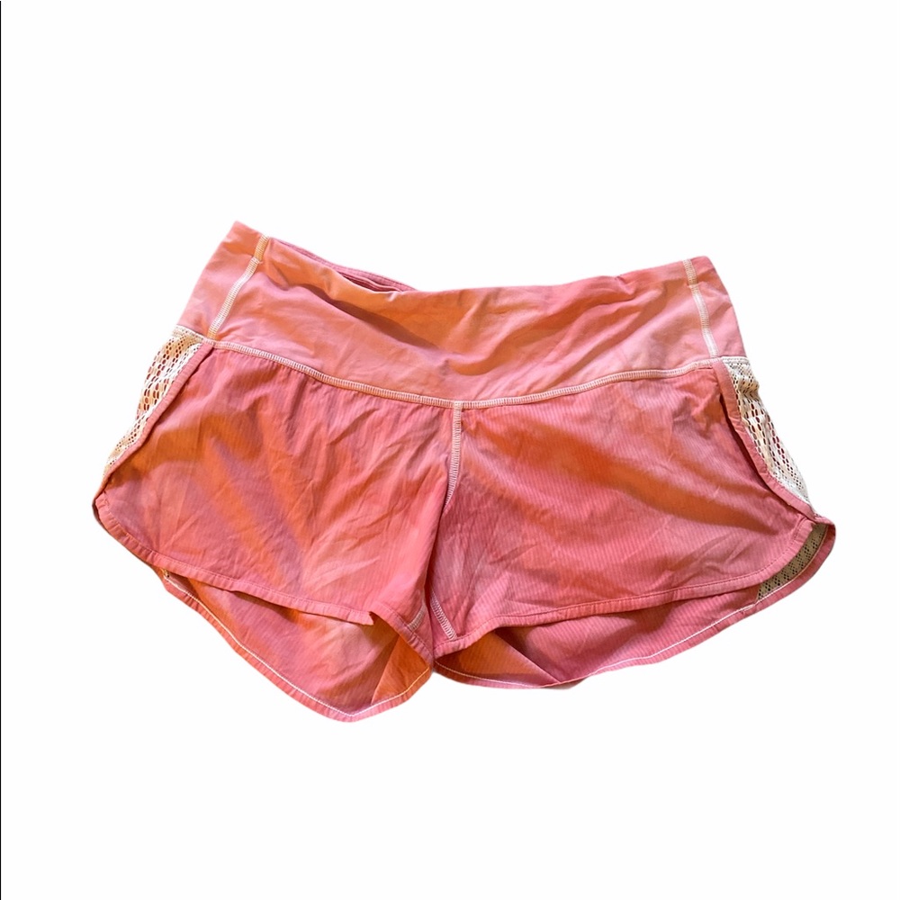 Lululemon Run: Sun Sprinter Short pink crochet
